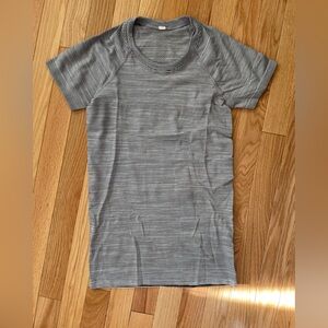 Lululemon Swiftly Tech Short Sleeve Top